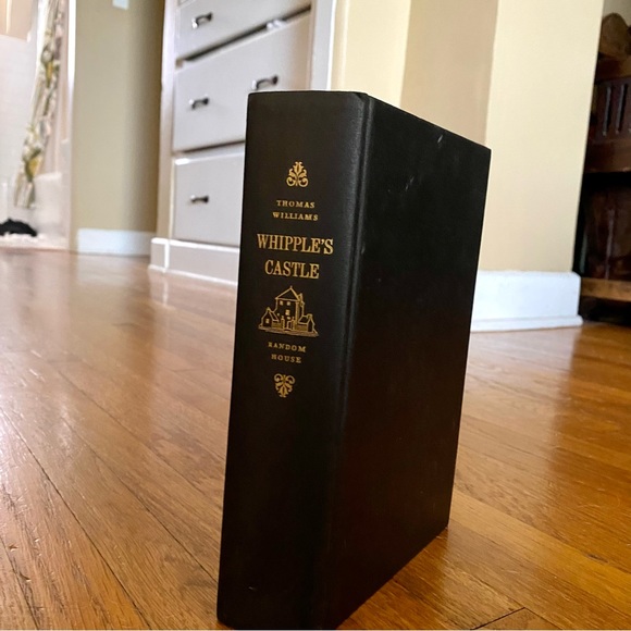 Vintage 60s Hardcover Book Whipple's Castle by Thomas Williams - Picture 2 of 7